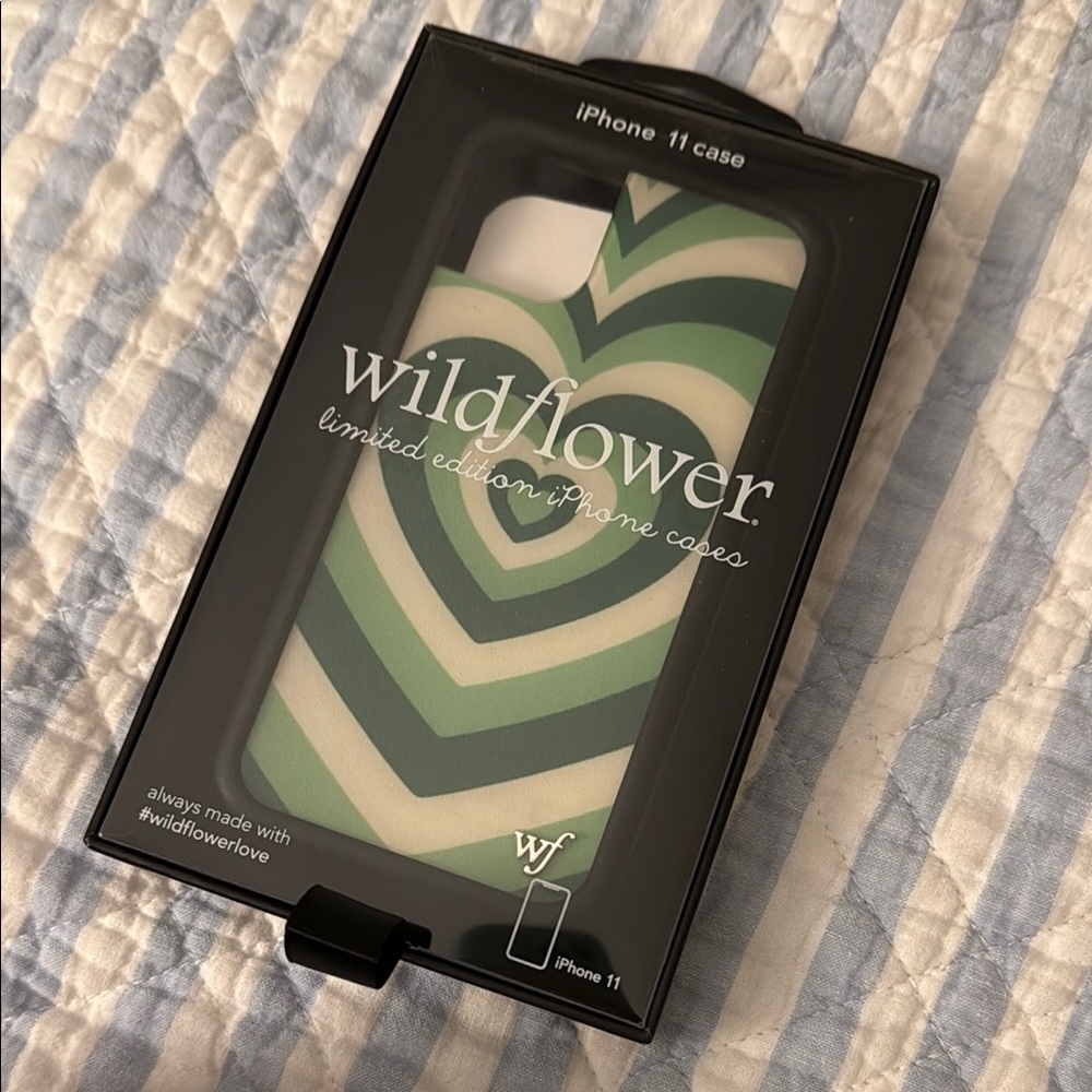 Wildflower: Green and White iPhone 11 Case